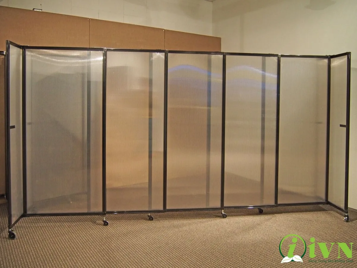 Vách  ngăn di động có bánh xe