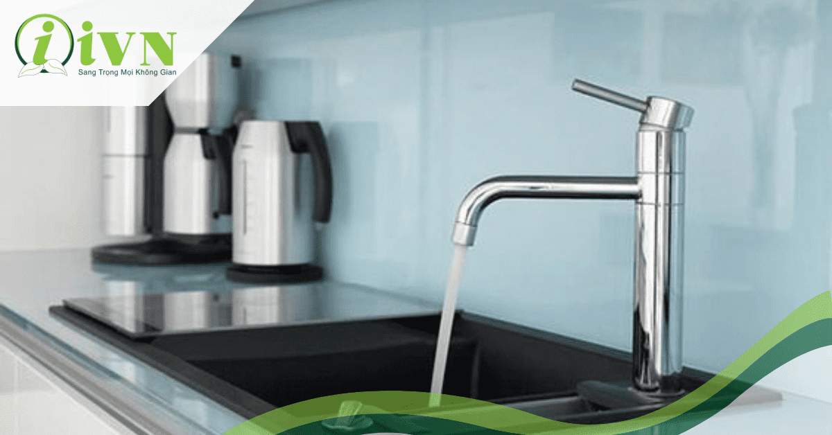 Tìm hiểu tất tần tật về kính ốp tường bếp