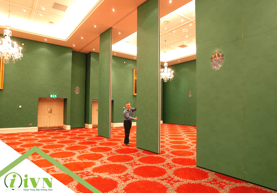 Vách ngăn di động kiểu hiện đại chia đôi không gian lớn tại Đồng Tháp