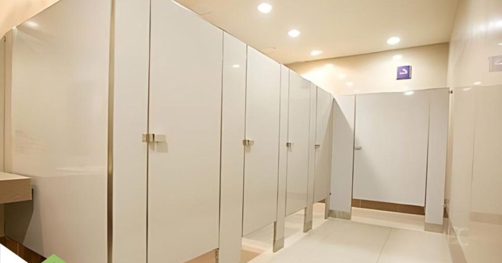 Báo giá vách ngăn vệ sinh Đồng Tháp uy tín, thi công trọn gói