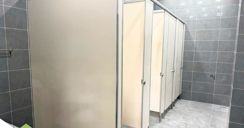 Vách ngăn vệ sinh Trà Vinh giá tốt – Báo giá thi công mới nhất