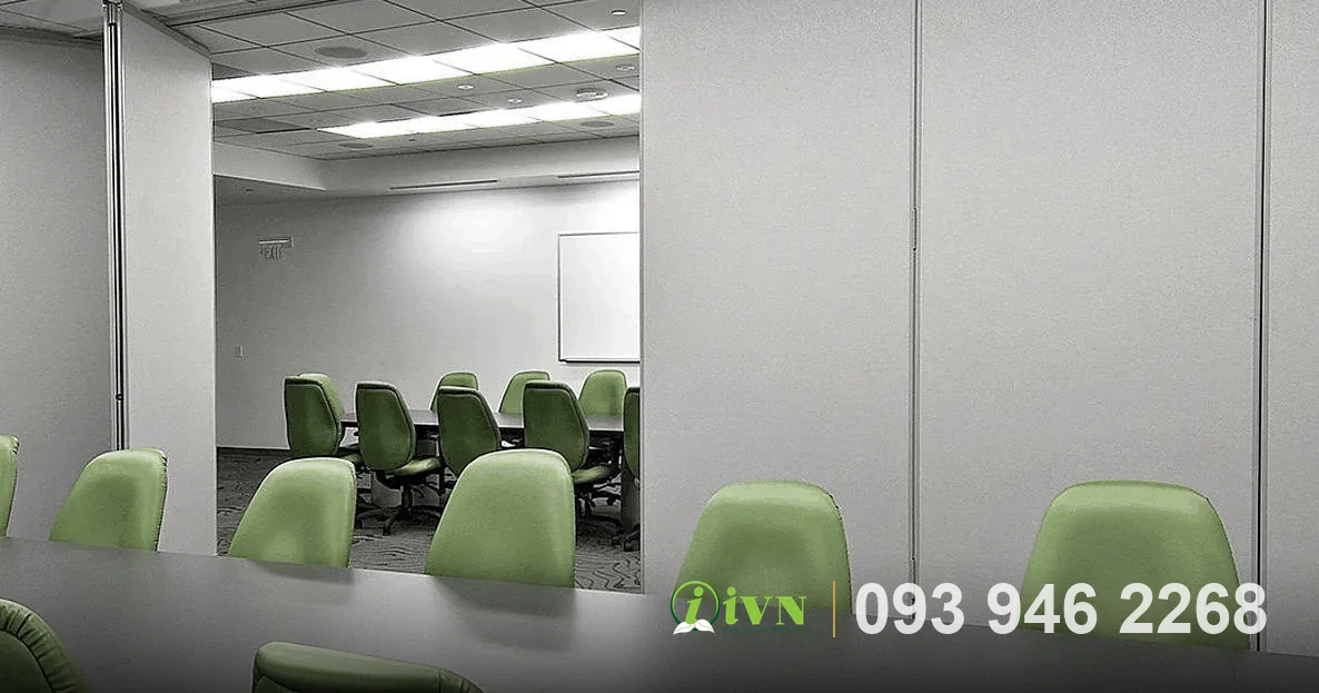 Vách ngăn di động văn phòng phòng đào tạo ghế xanh